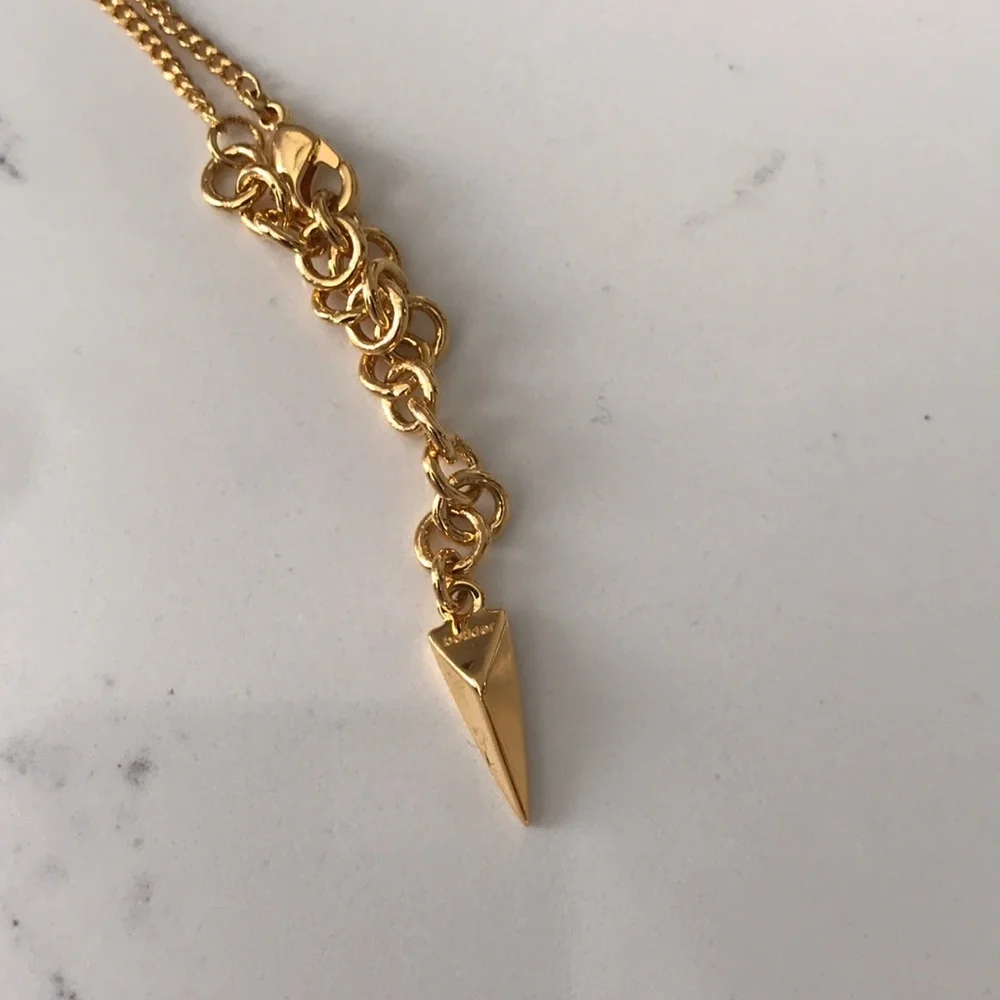 Belkin New (I) Gold drop necklace